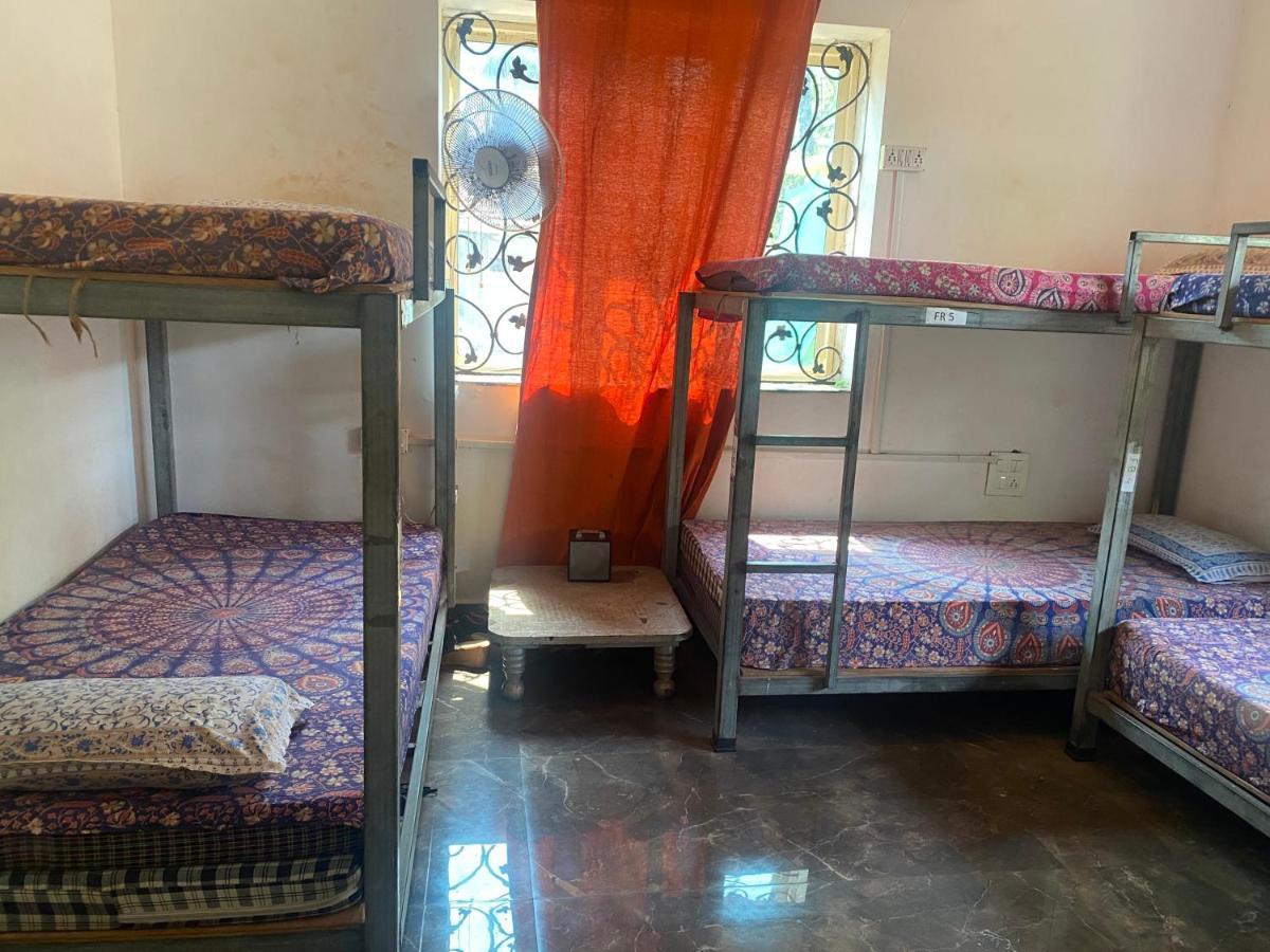 Namahstay Eco Hostel & Coworking & Art Community Space Arambol Ngoại thất bức ảnh