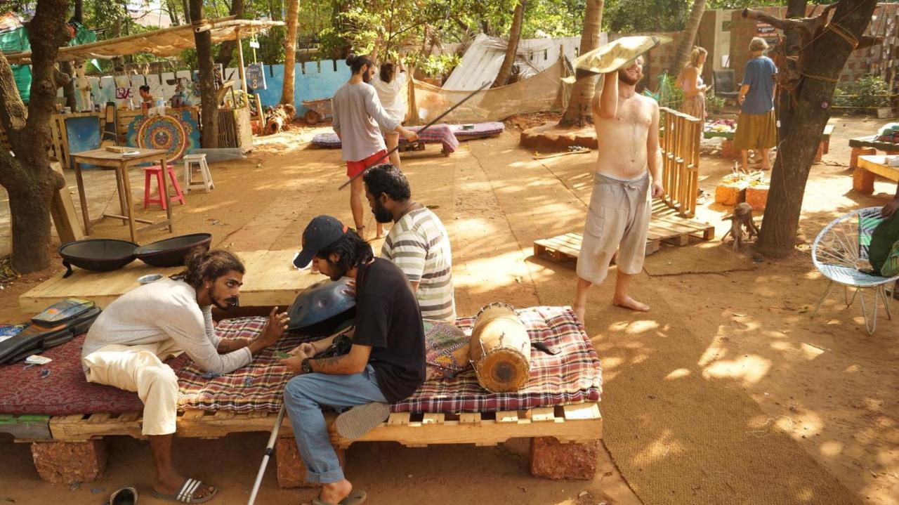 Namahstay Eco Hostel & Coworking & Art Community Space Arambol Ngoại thất bức ảnh